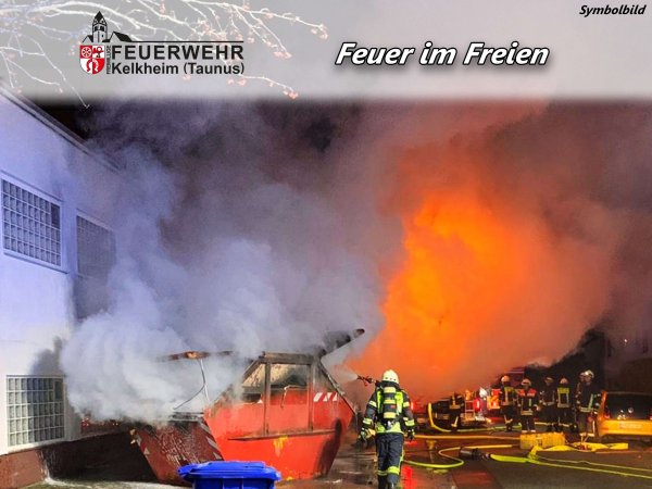 Kleinbrand – brennende Weihnachtsbäume