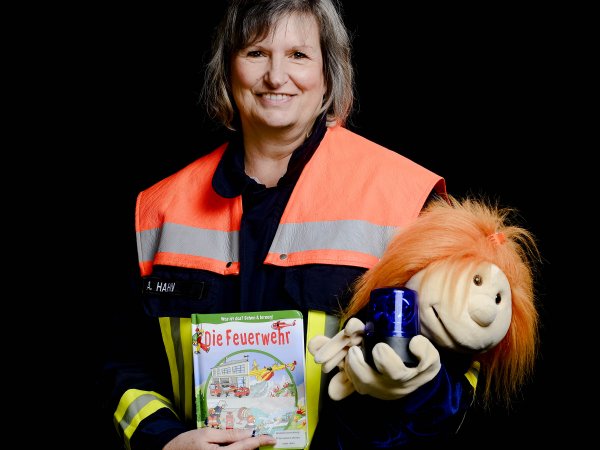 👩🏼‍🚒 WELTFRAUENTAG 👩🏼‍🚒