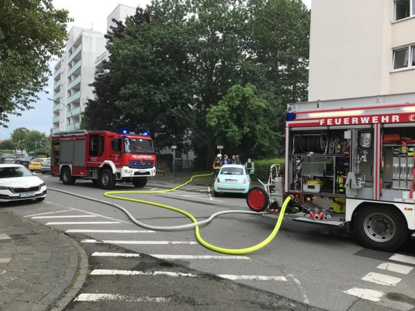 Rauchentwicklung aus Gebäude