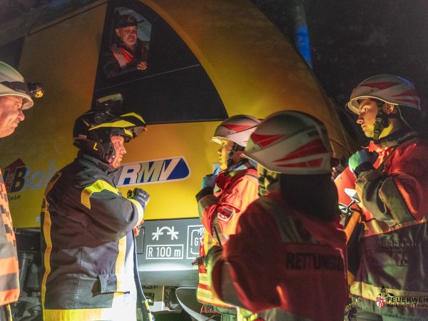 Bericht zur Alarmübung H-Zug2Y Kollision eines Zuges der RB12