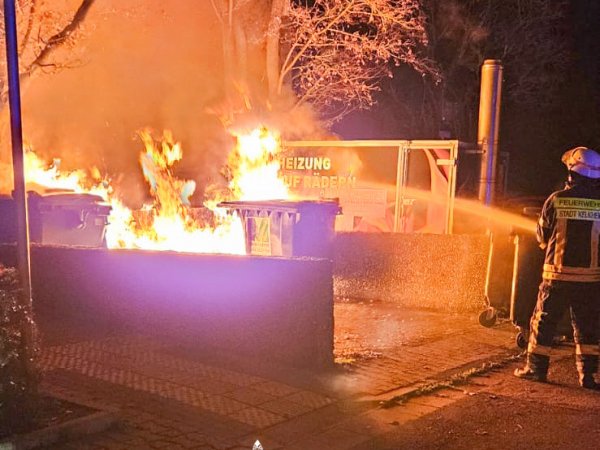 ÜLZ – Mülltonnenbrand