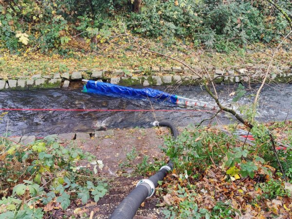 Brand in Sondergebäude – Überörtlicher Löschzug